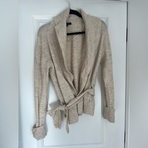 Banana republic cream cardigan with tie